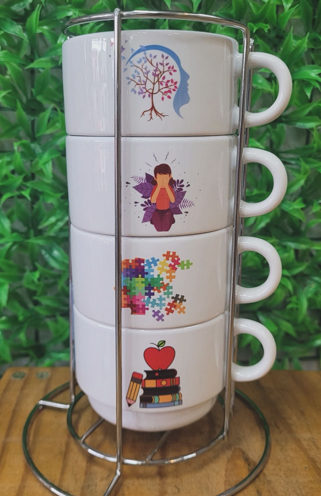 Kit com 4 xícaras e suporte